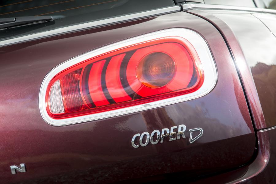  Mini Cooper D Clubman 2015 года  (UK) (фото 96 из 127)